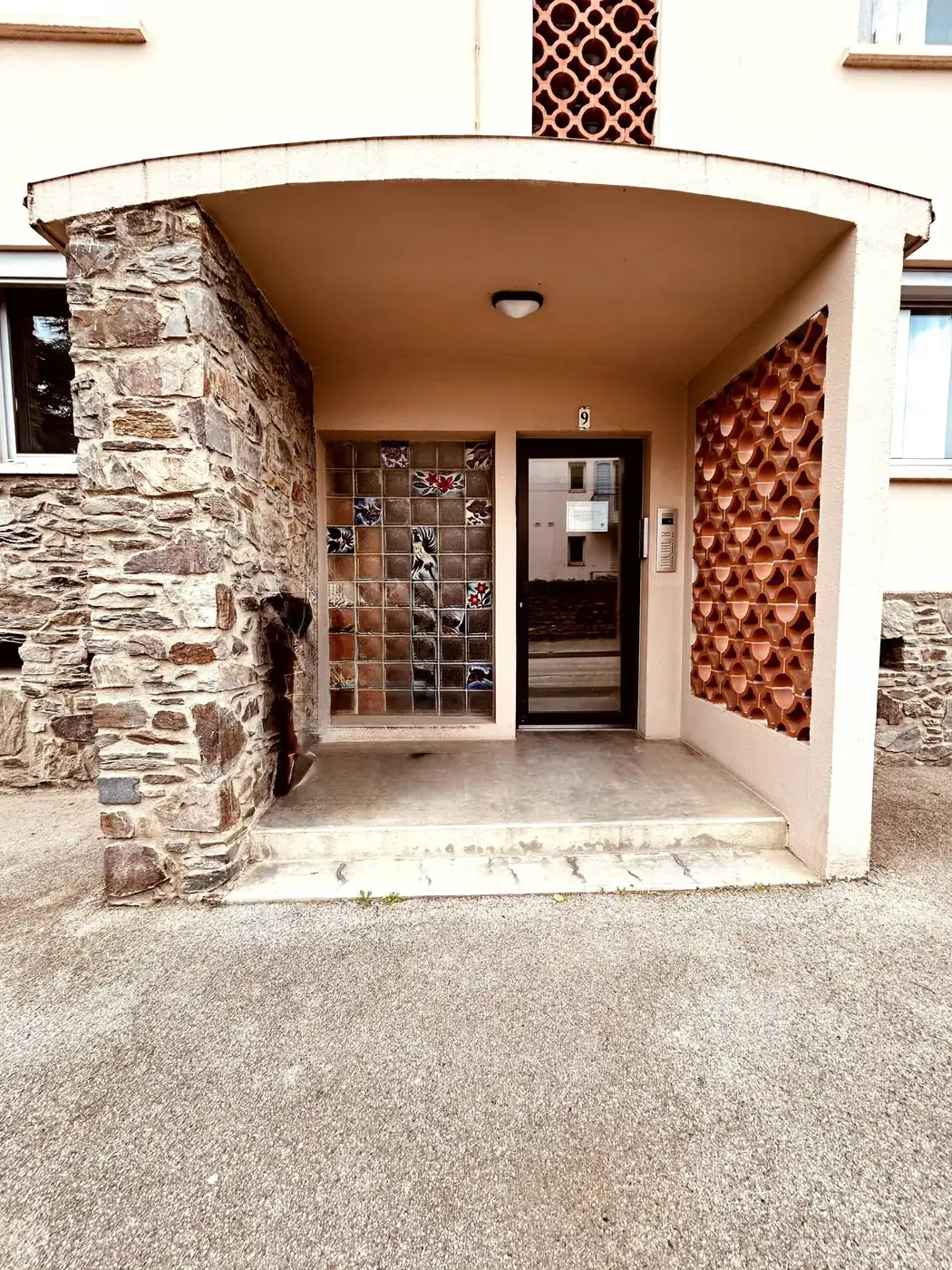 Elysia Room – Extérieur 2