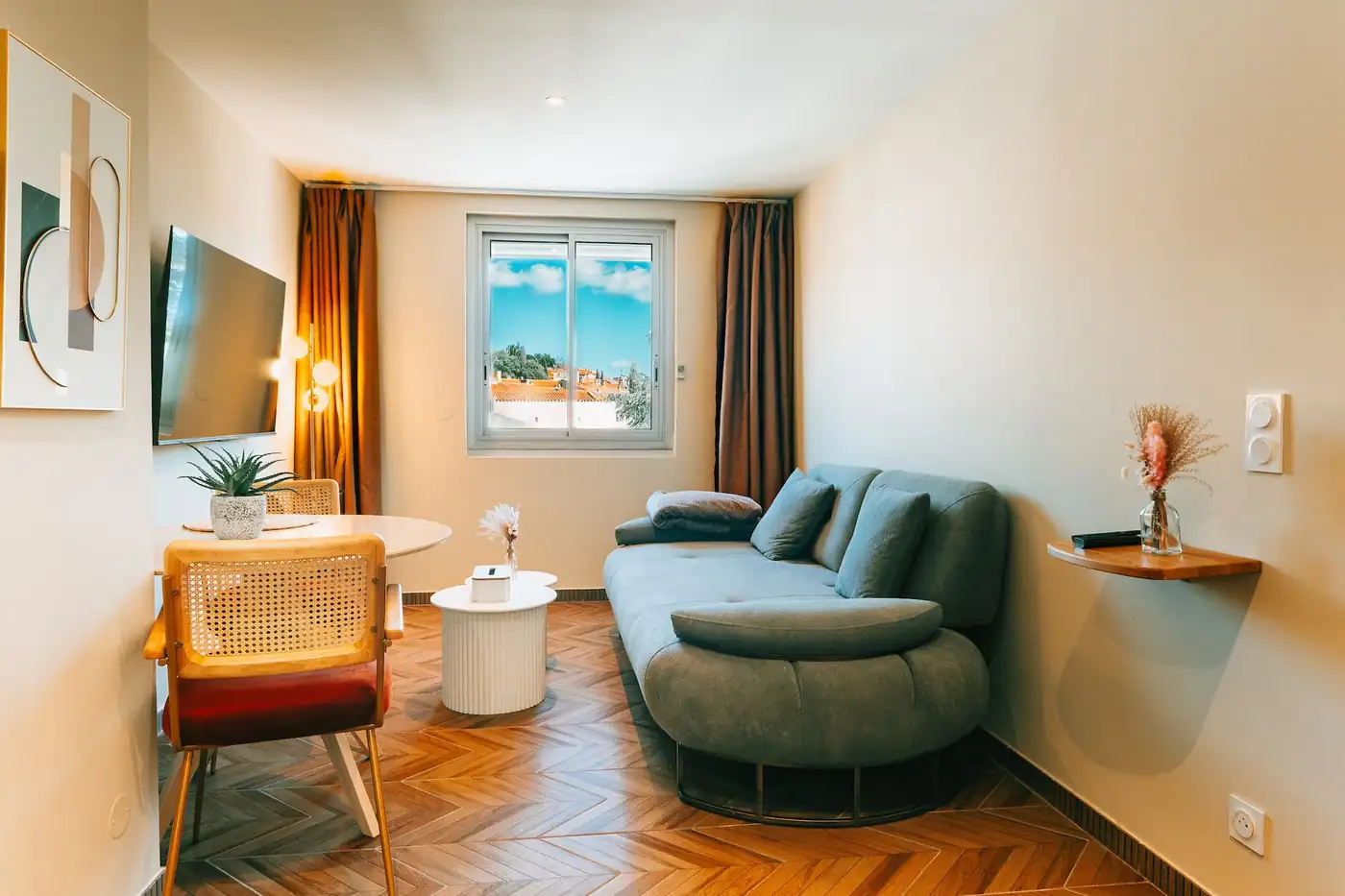 Elysia Room – Salon 1