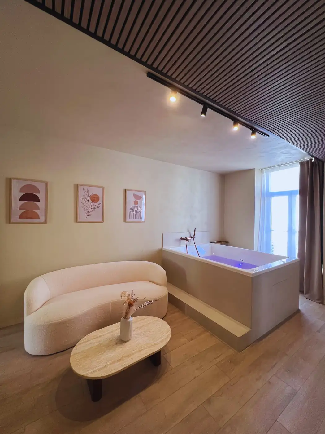 Harmony Room – Salon 9