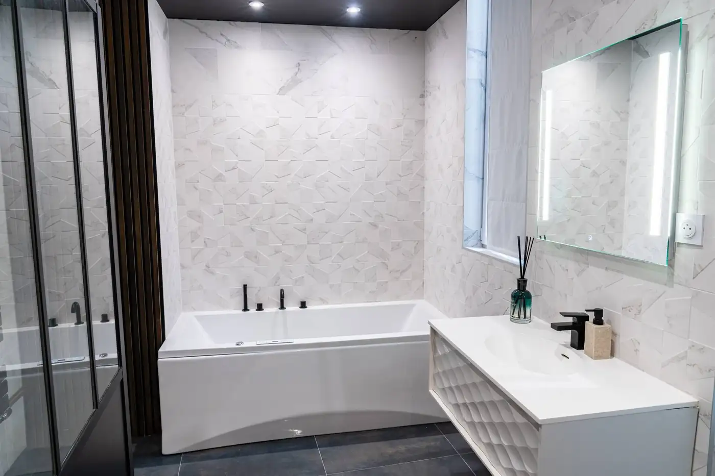 Suite Marguerite – Salle de bain 1