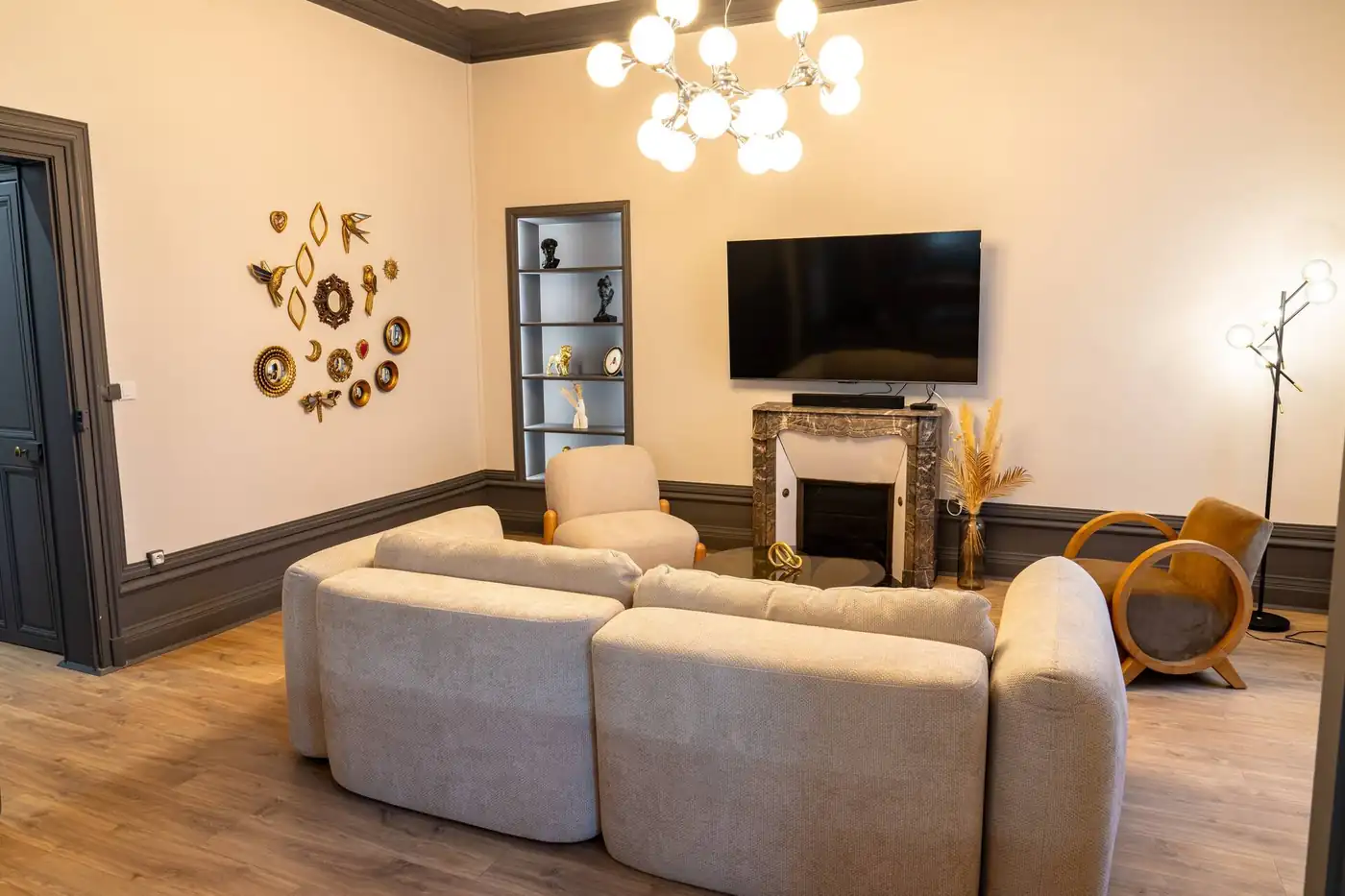 Suite Marguerite – Salon 1