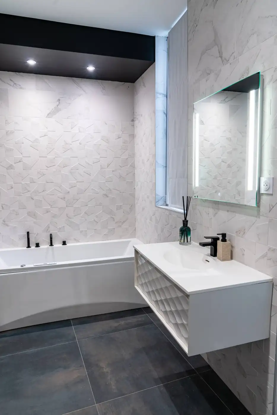 Suite Marguerite – Salle de bain 1 2